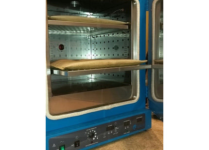 Cascade CDO-5 Dry & Decarb Oven, 5 cu ft, 2 Mesh Bags